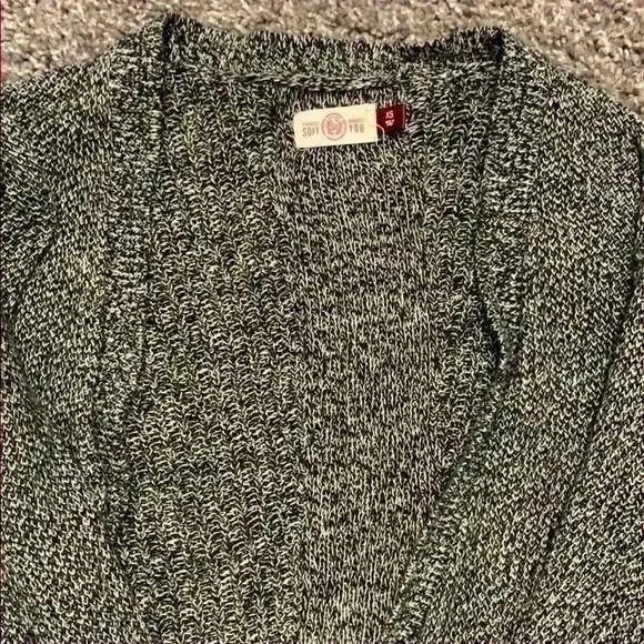SO Juniors XS Sweater Cardigan - Picture 2 of 2